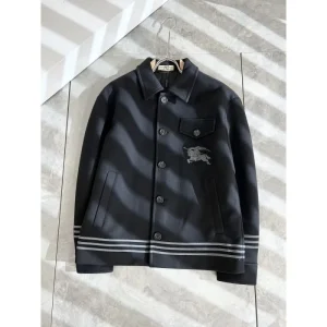 2024FW BURBERRY バーバリー ビンテージ感のある コート 商品画像 1