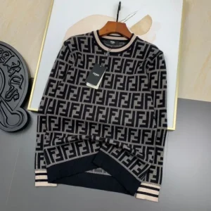 2026 新作セール価格でゲット FENDI フェンデイ セーター 商品画像 1
