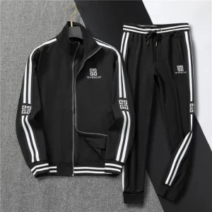 2026 ベスト系のアイテム GIVENCHY ジバンシィ 上下セット 商品画像 1