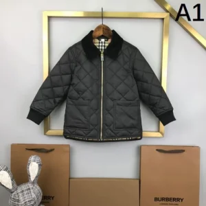 2024FW 綿入れ BURBERRY バーバリー 見逃せない今冬新作 商品画像 1