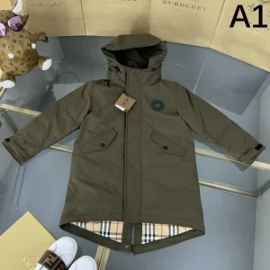 2024FW ダウンジャケット BURBERRY バーバリー 秋冬新作続々と登場 商品画像 1