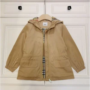 2024FW コート BURBERRY バーバリー 新作限定華やかキュート 商品画像 1