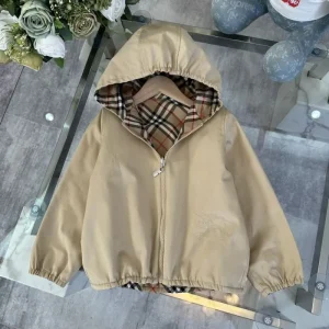 2024FW コート BURBERRY バーバリー 新作カジュアルコーデに 商品画像 1