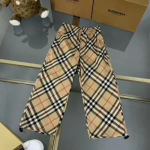 2024FW カジュアルパンツ BURBERRY バーバリー 希少!取り扱い店舗限定 商品画像 1