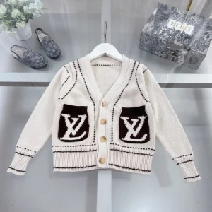 2024FW コート LOUIS VUITTON ルイヴィトン 完売必須☆お早めに 商品画像 1
