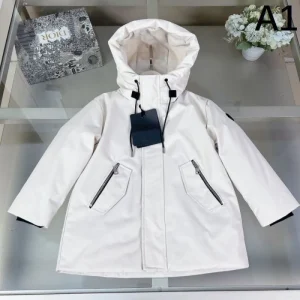 2024FW ダウンジャケット MONCLER モンクレール 流行中アイテム 商品画像 1