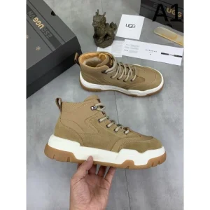 2024FW メンズ用 ブーツ UGG アグ 着こなしが簡単につくれる 商品画像 1