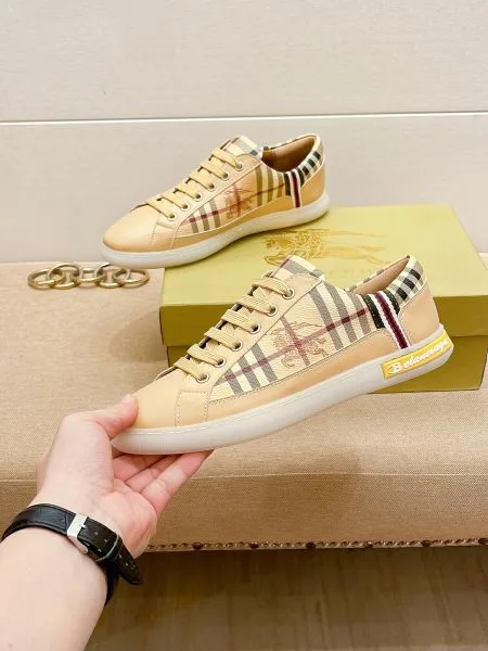 BURBERRY バーバリー 最新作期間限定セール 2026 メンズ用 カジュアルシューズ 商品画像 10