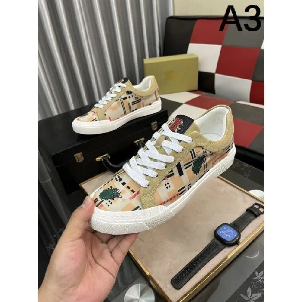 BURBERRY バーバリー 春らしい季節感 2026 メンズ用 カジュアルシューズ 商品画像 3
