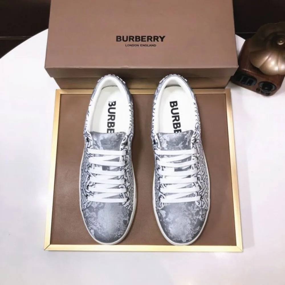 BURBERRY バーバリー セレブ愛用上品 2026 メンズ用 カジュアルシューズ 商品画像 5