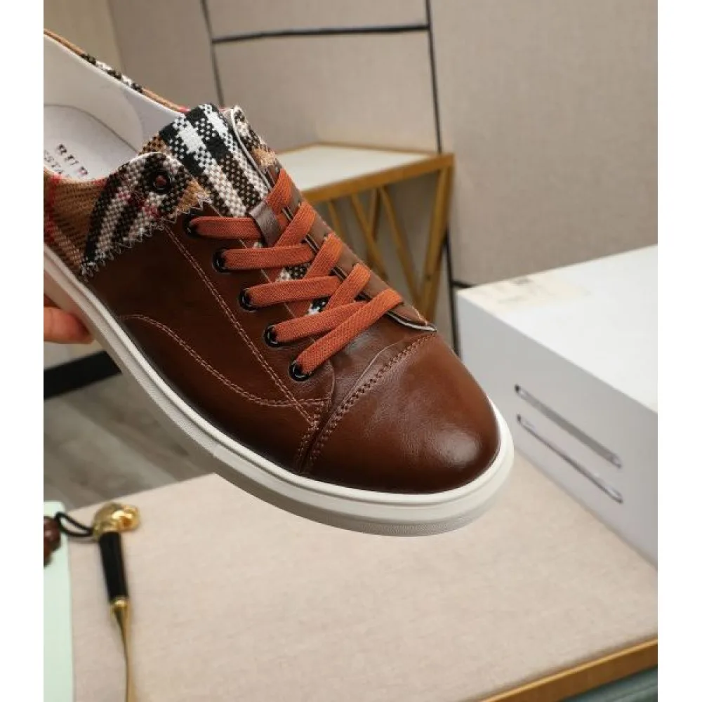 BURBERRY バーバリー 年末年始はセール 2026 メンズ用 カジュアルシューズ 商品画像 7