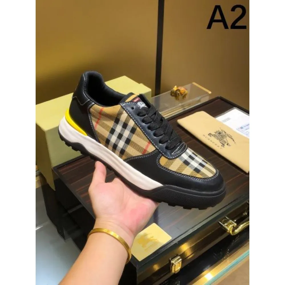 BURBERRY バーバリー 夏コーデの主役級 2026 メンズ用 カジュアルシューズ 商品画像 2