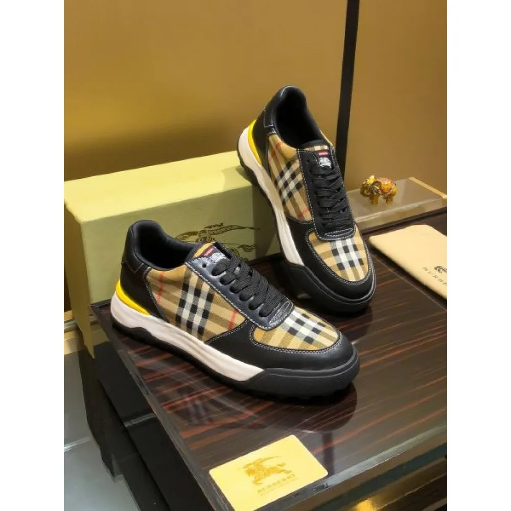 BURBERRY バーバリー 夏コーデの主役級 2026 メンズ用 カジュアルシューズ 商品画像 5