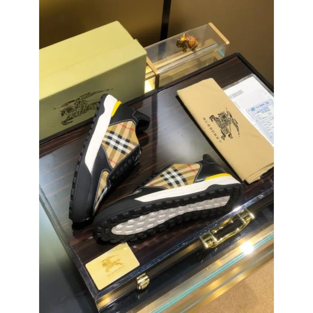 BURBERRY バーバリー 夏コーデの主役級 2026 メンズ用 カジュアルシューズ 商品画像 7