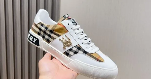 2024FW メンズ用 カジュアルシューズ BURBERRY バーバリー 今注目度が上がって 商品画像 11