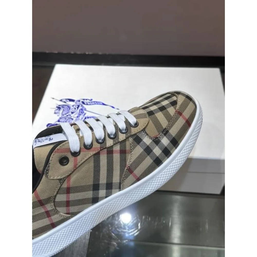 2024FW メンズ用 カジュアルシューズ BURBERRY バーバリー 今季話題の一級品 商品画像 7