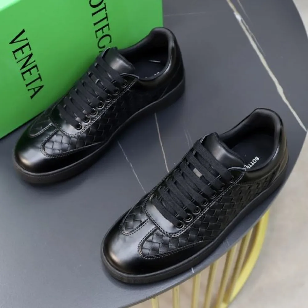 BOTTEGA VENETA ボッテガヴェネタ 支持が急上昇 2026 メンズ用 カジュアルシューズ 商品画像 3