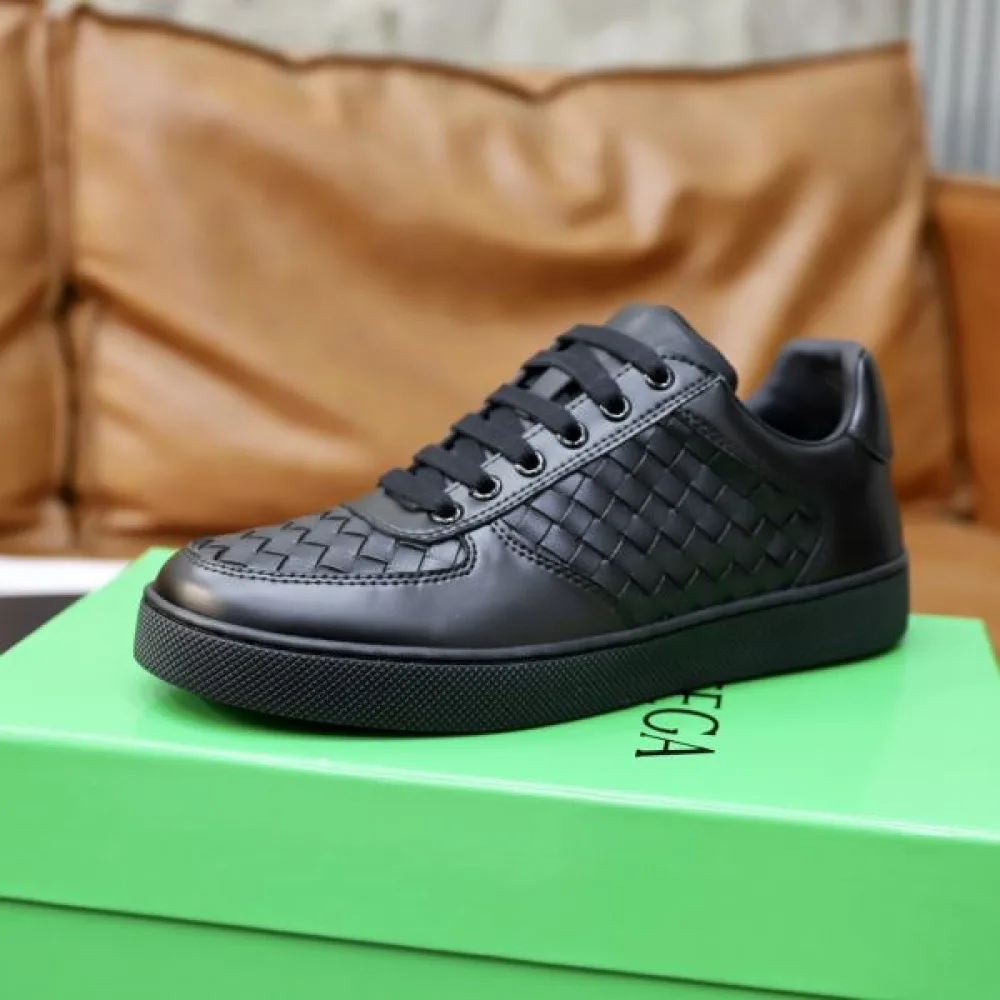 BOTTEGA VENETA ボッテガヴェネタ 最安価格新品 2026 メンズ用 カジュアルシューズ 商品画像 4