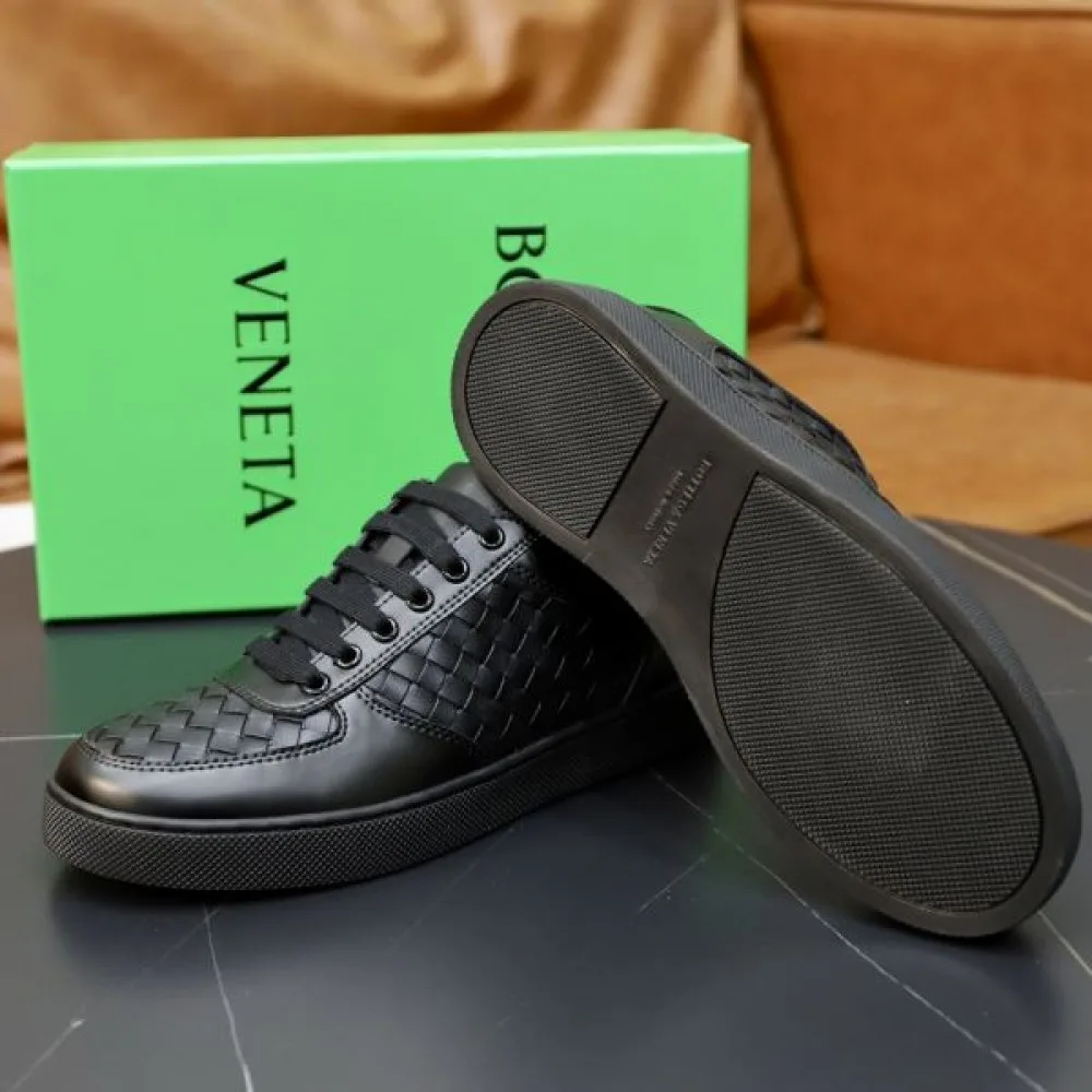 BOTTEGA VENETA ボッテガヴェネタ 最安価格新品 2026 メンズ用 カジュアルシューズ 商品画像 9