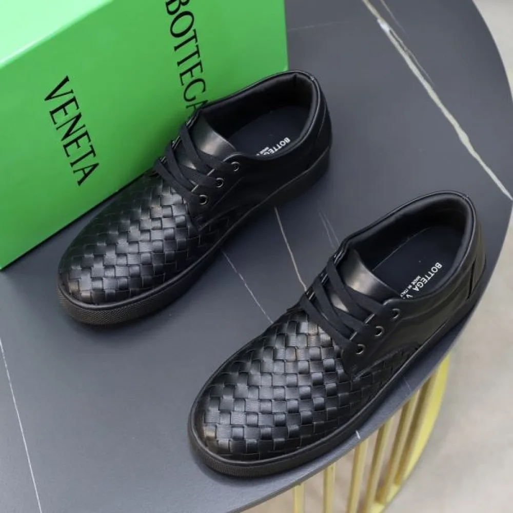 BOTTEGA VENETA ボッテガヴェネタ ロゴが美しい 2026 メンズ用 カジュアルシューズ 商品画像 4