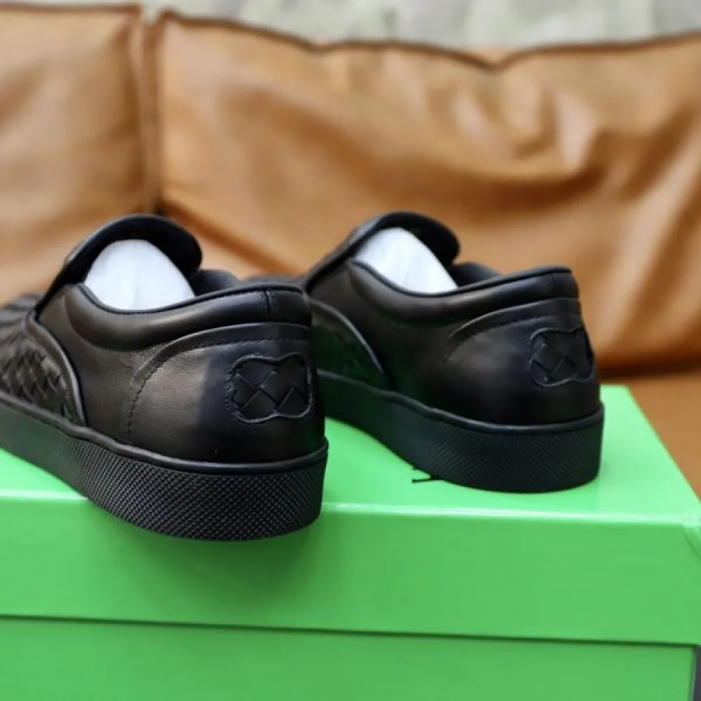 BOTTEGA VENETA ボッテガヴェネタ 先行予約販売 2026 メンズ用 カジュアルシューズ 商品画像 8