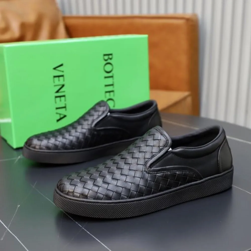 BOTTEGA VENETA ボッテガヴェネタ 先行予約販売 2026 メンズ用 カジュアルシューズ 商品画像 9