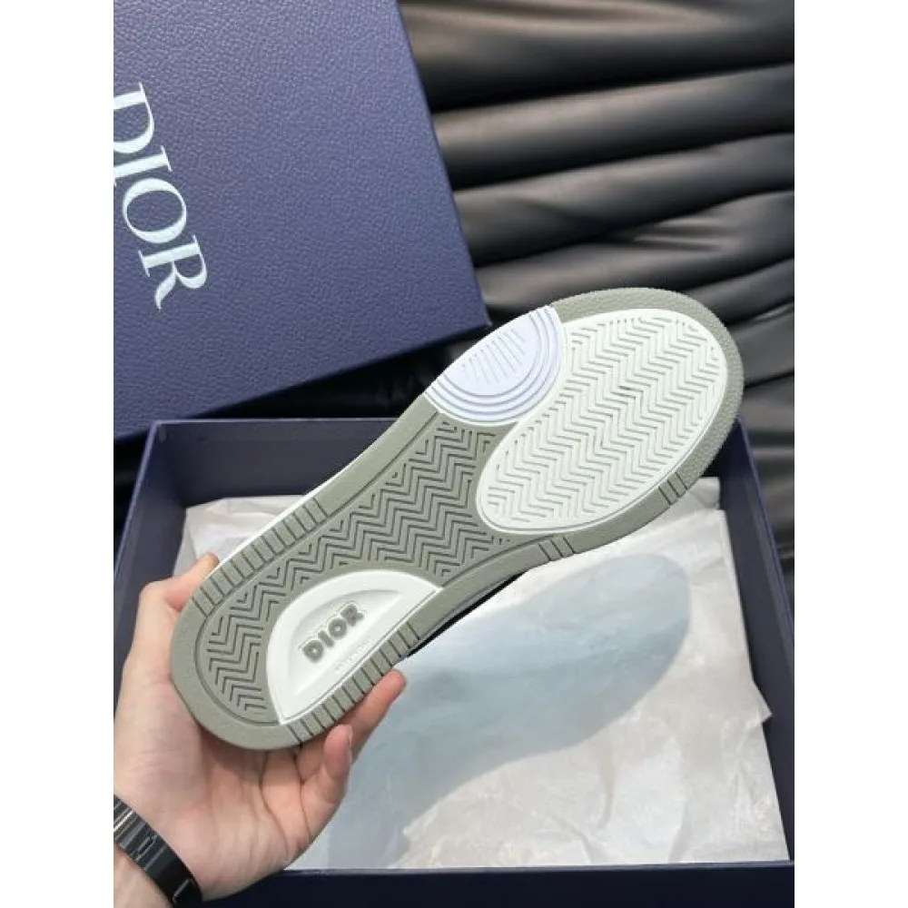 DIOR ディオール 引き続き注目のスタイル 2026 メンズ用 カジュアルシューズ 商品画像 10