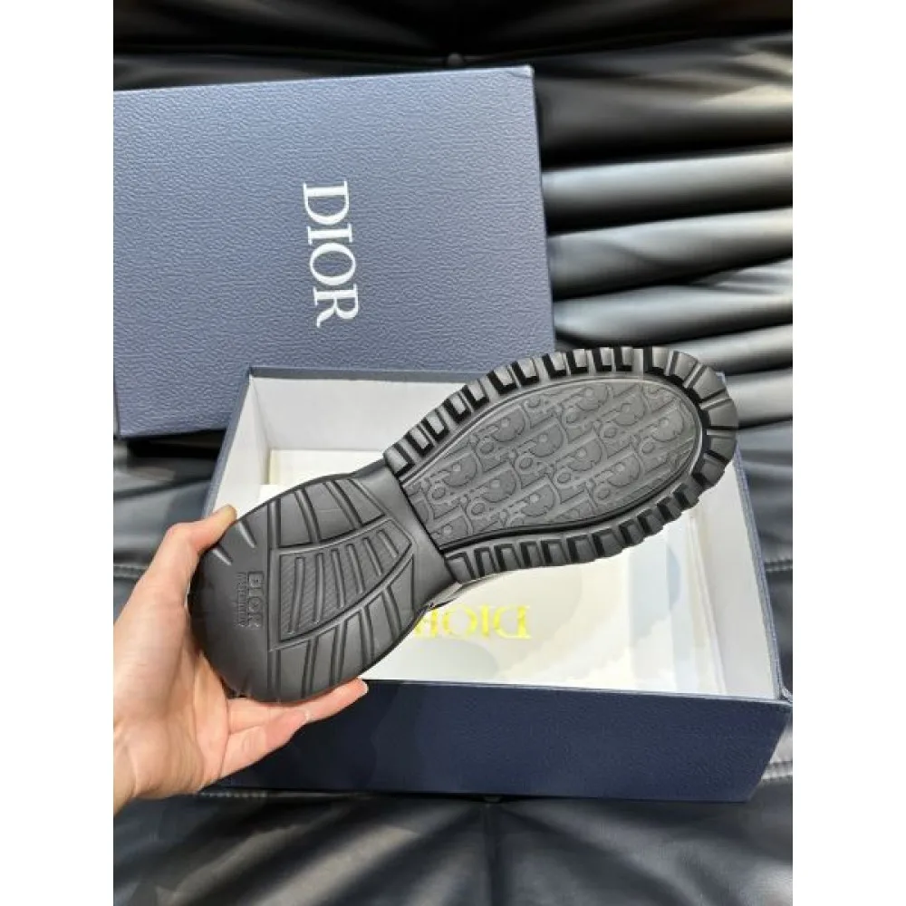 DIOR ディオール 贈るべきのプレゼント 2026 メンズ用 カジュアルシューズ 商品画像 10