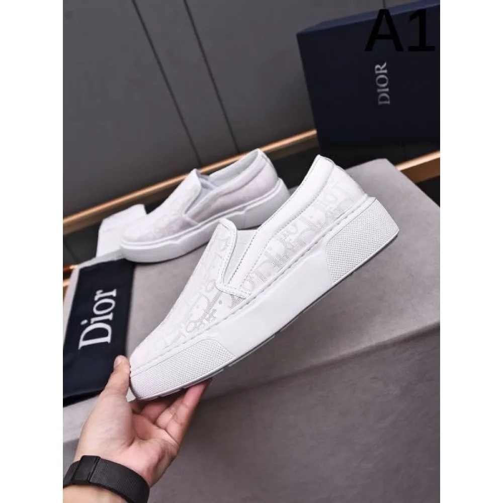 DIOR ディオール 期待値も高いアイテム 2026 メンズ用 カジュアルシューズ 商品画像 1