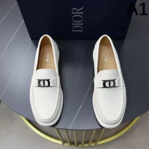 DIOR ディオール 春夏限定色や海外限定 2026 メンズ用 カジュアルシューズ 商品画像 1