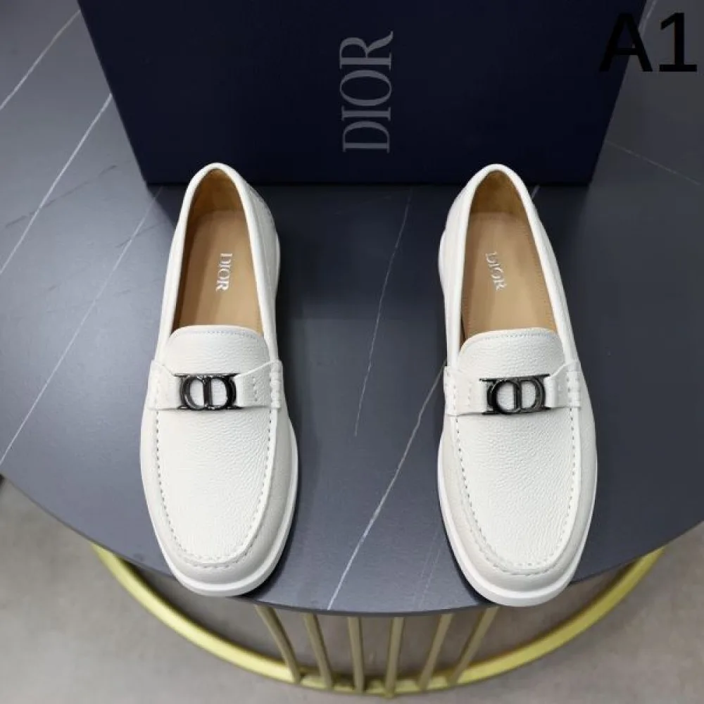DIOR ディオール 春夏限定色や海外限定 2026 メンズ用 カジュアルシューズ 商品画像 1