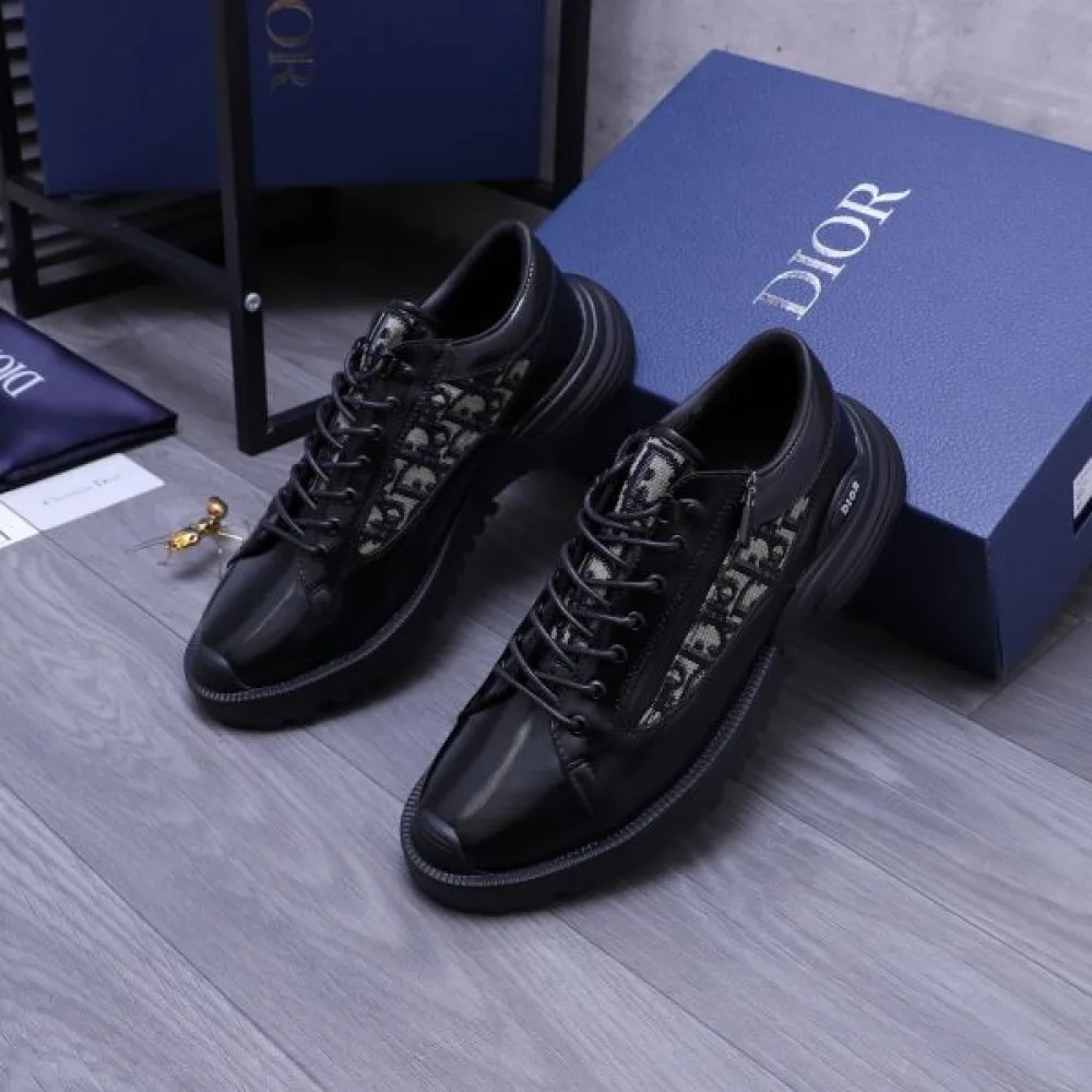 DIOR ディオール 半歩先をゆくオシャレ 2026 メンズ用 カジュアルシューズ 商品画像 3