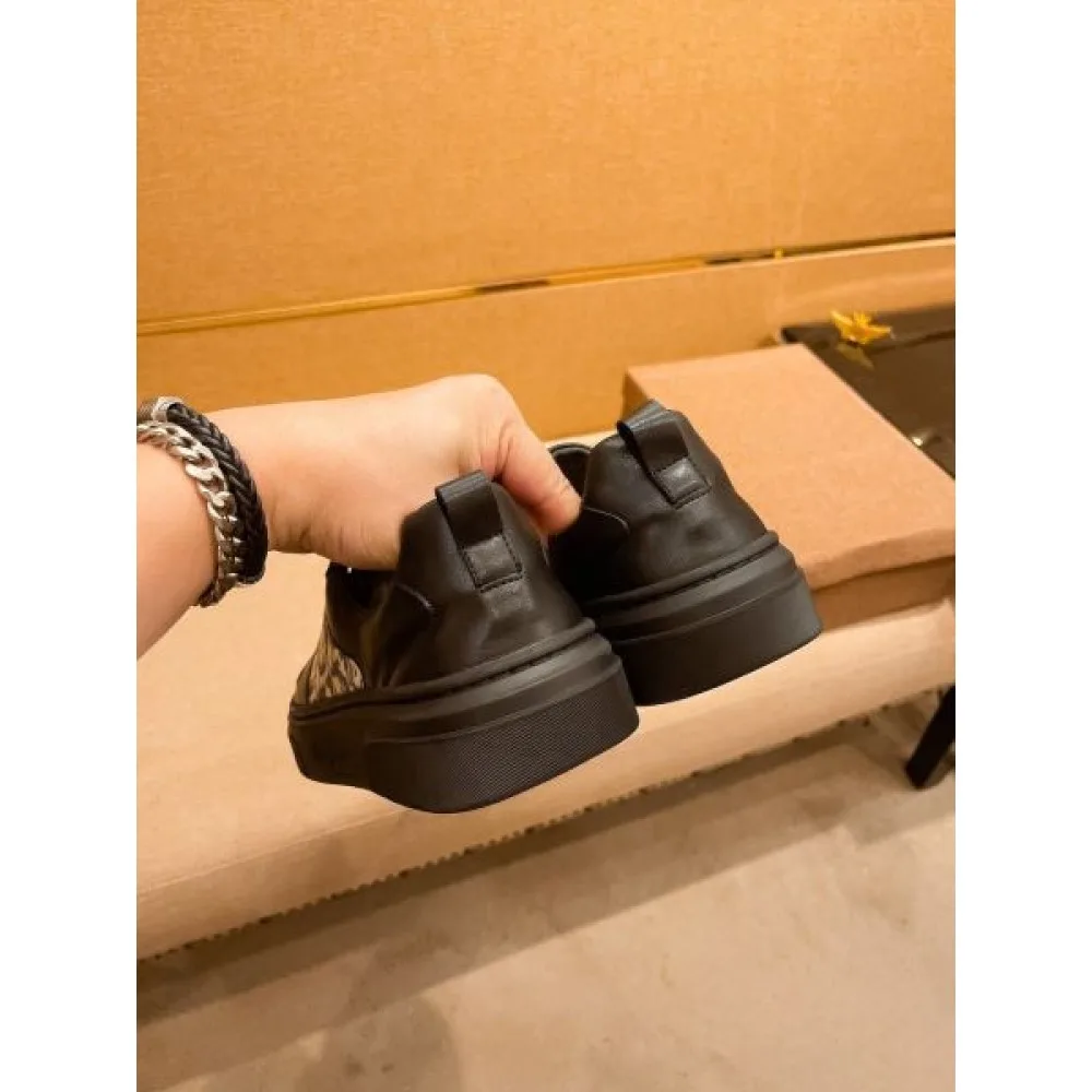 FERRAGAMO サルヴァトーレ フェラガモ 今季人気 2026 メンズ用 カジュアルシューズ 商品画像 9