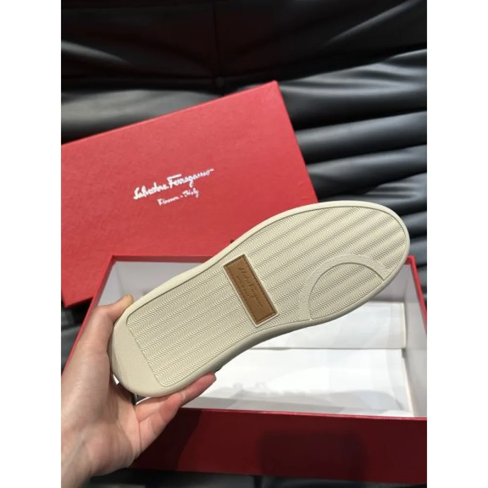 FERRAGAMO サルヴァトーレ フェラガモ 限定価格 2026 メンズ用 カジュアルシューズ 商品画像 10