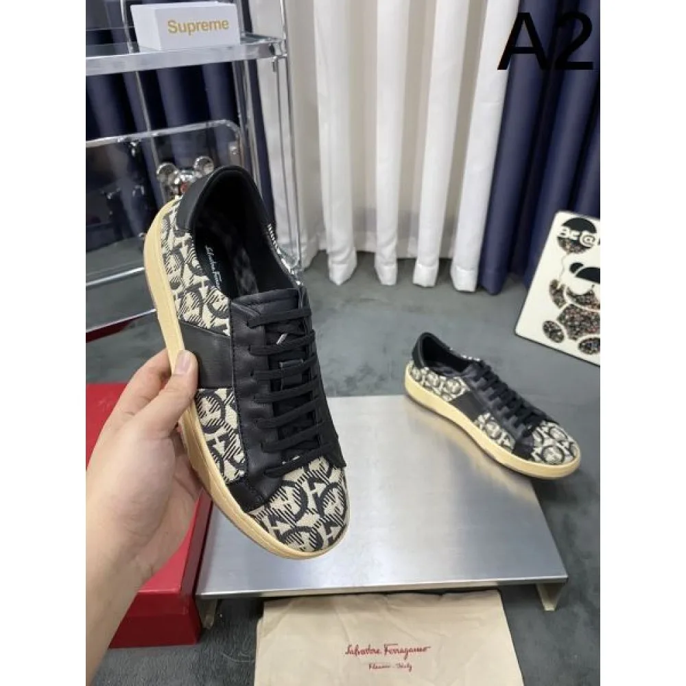2024FW メンズ用 カジュアルシューズ FERRAGAMO サルヴァトーレ フェラガモ 売切れ必須 商品画像 2