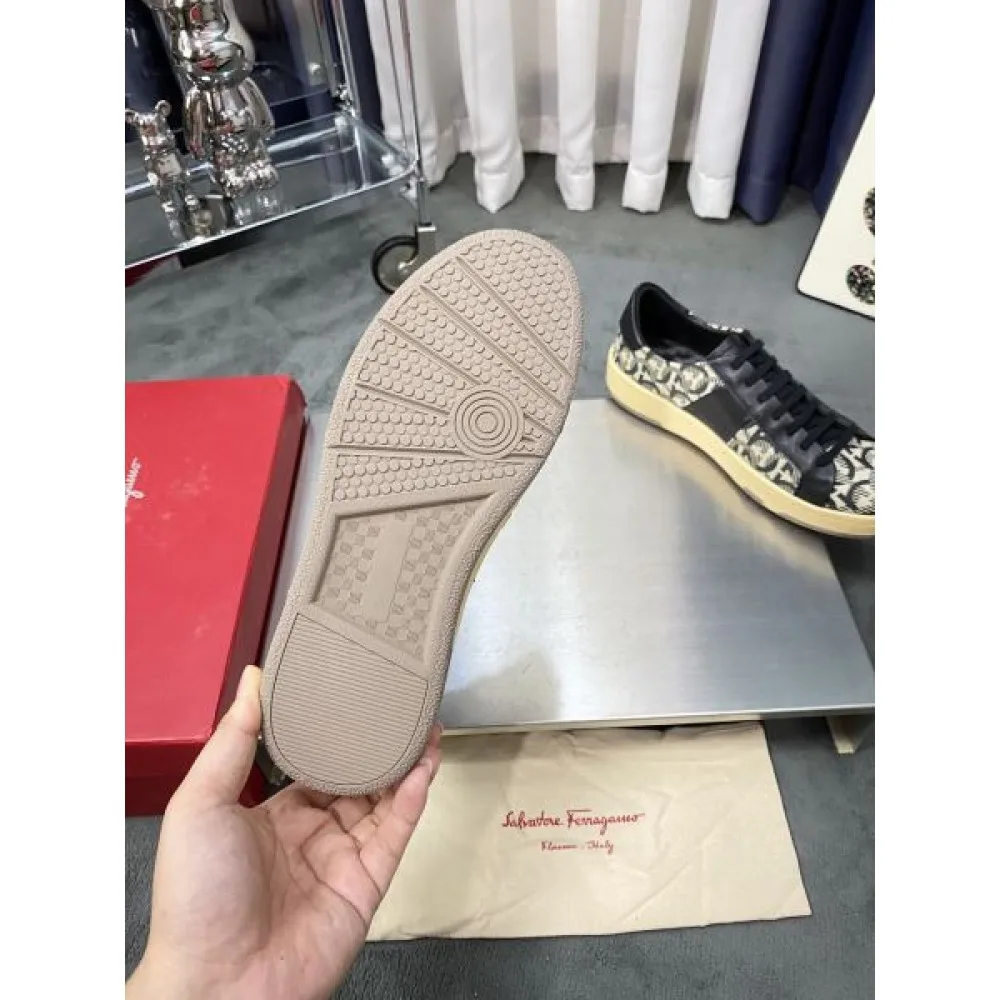 2024FW メンズ用 カジュアルシューズ FERRAGAMO サルヴァトーレ フェラガモ 売切れ必須 商品画像 8