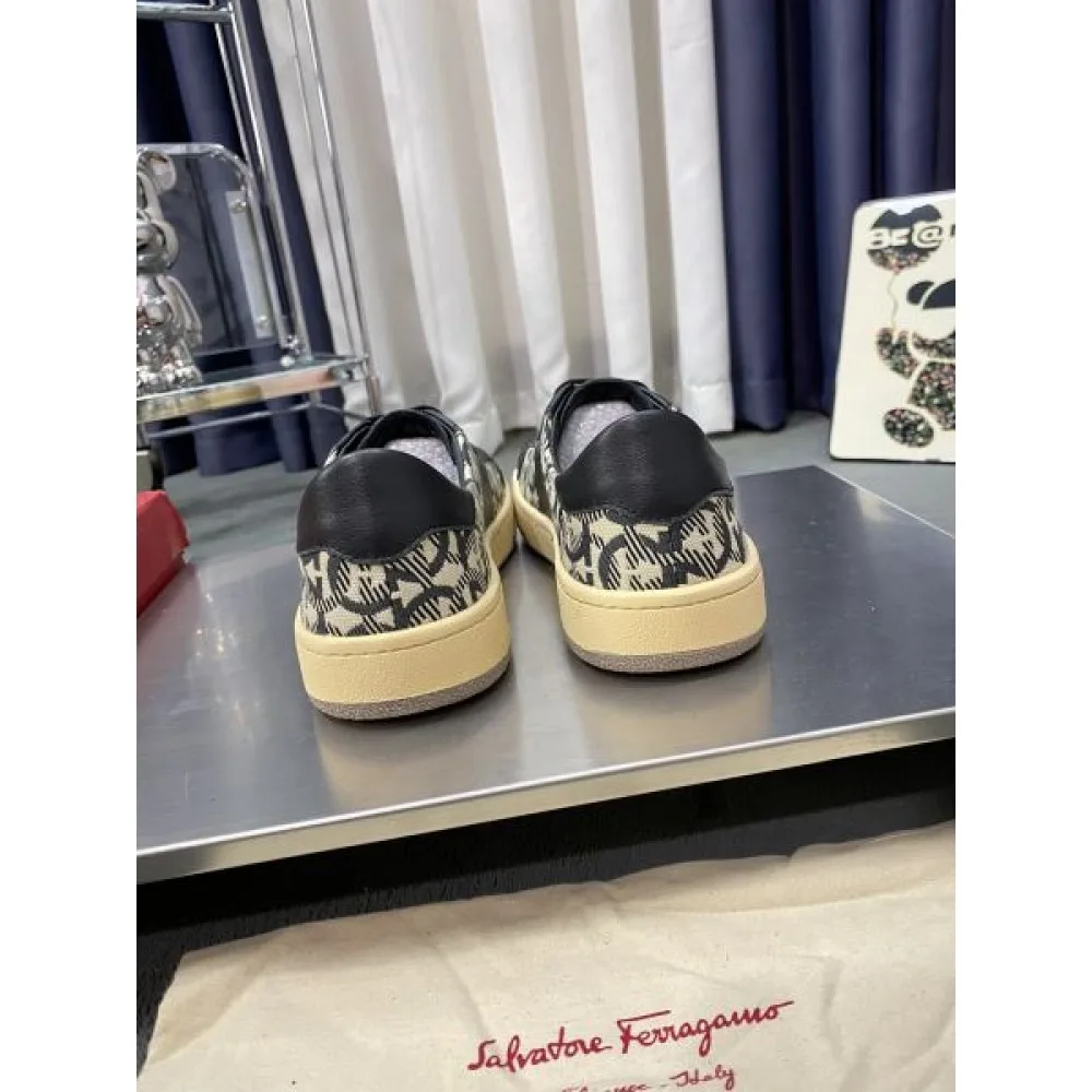 2024FW メンズ用 カジュアルシューズ FERRAGAMO サルヴァトーレ フェラガモ 売切れ必須 商品画像 9