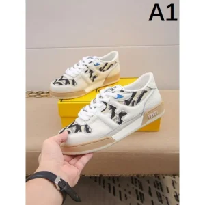 FENDI フェンデイ 季節の変わり目に活躍する 2026 メンズ用 カジュアルシューズ 商品画像 1