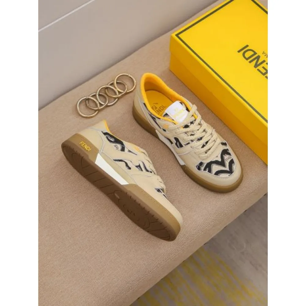 FENDI フェンデイ 季節の変わり目に活躍する 2026 メンズ用 カジュアルシューズ 商品画像 5
