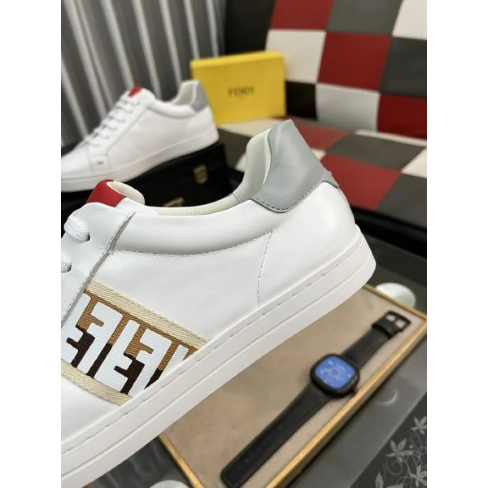 FENDI フェンデイ 人気の高さがうかがえ 2026 メンズ用 カジュアルシューズ 商品画像 7