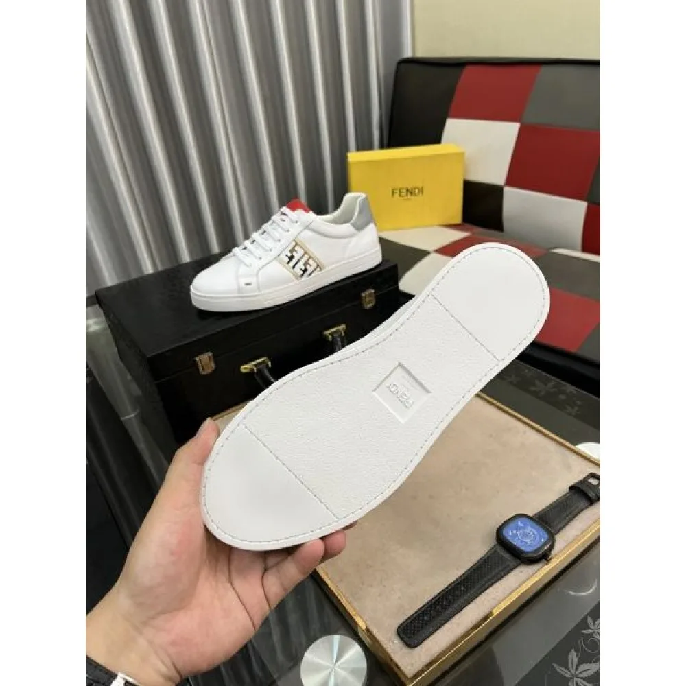 FENDI フェンデイ 人気の高さがうかがえ 2026 メンズ用 カジュアルシューズ 商品画像 9