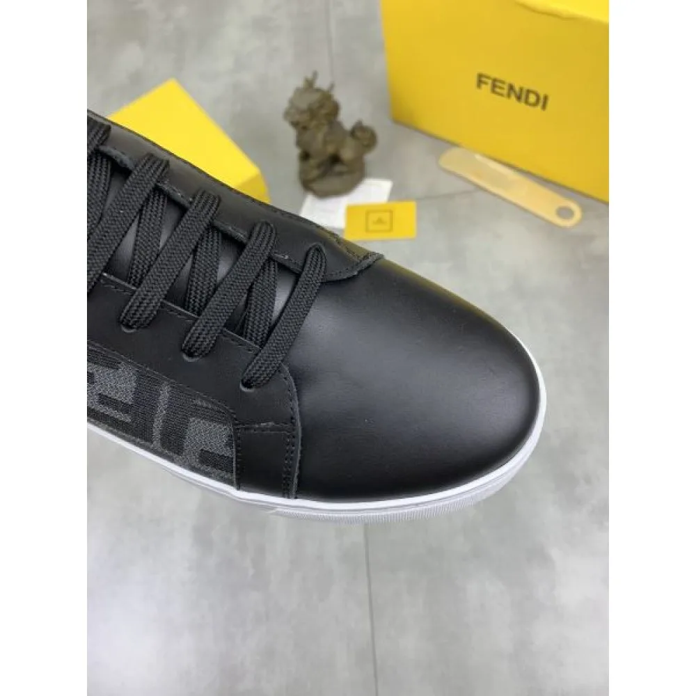FENDI フェンデイ 洗練された魅力が光る 2026 メンズ用 カジュアルシューズ 商品画像 6