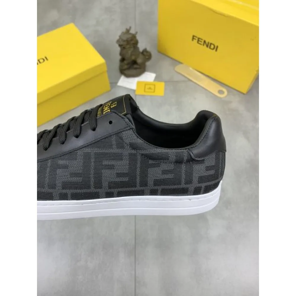 FENDI フェンデイ 洗練された魅力が光る 2026 メンズ用 カジュアルシューズ 商品画像 7