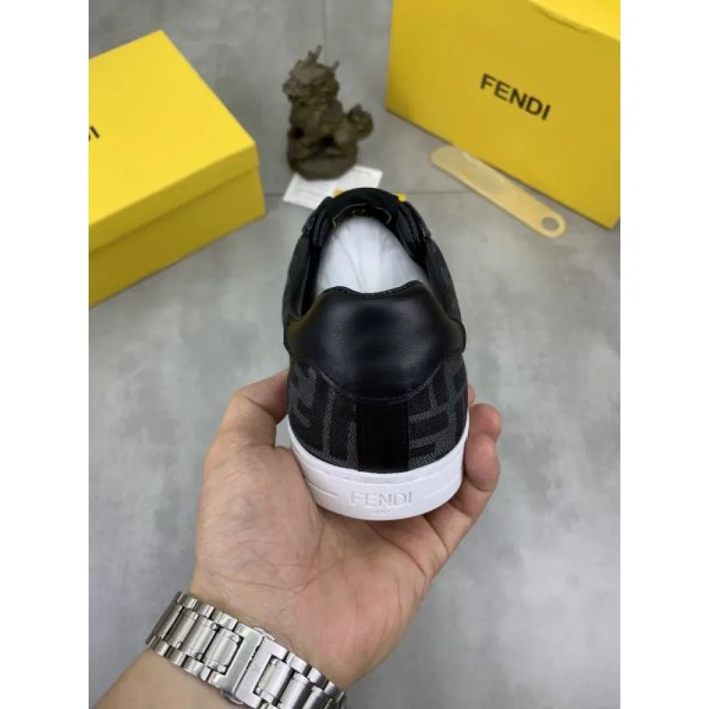 FENDI フェンデイ 洗練された魅力が光る 2026 メンズ用 カジュアルシューズ 商品画像 8