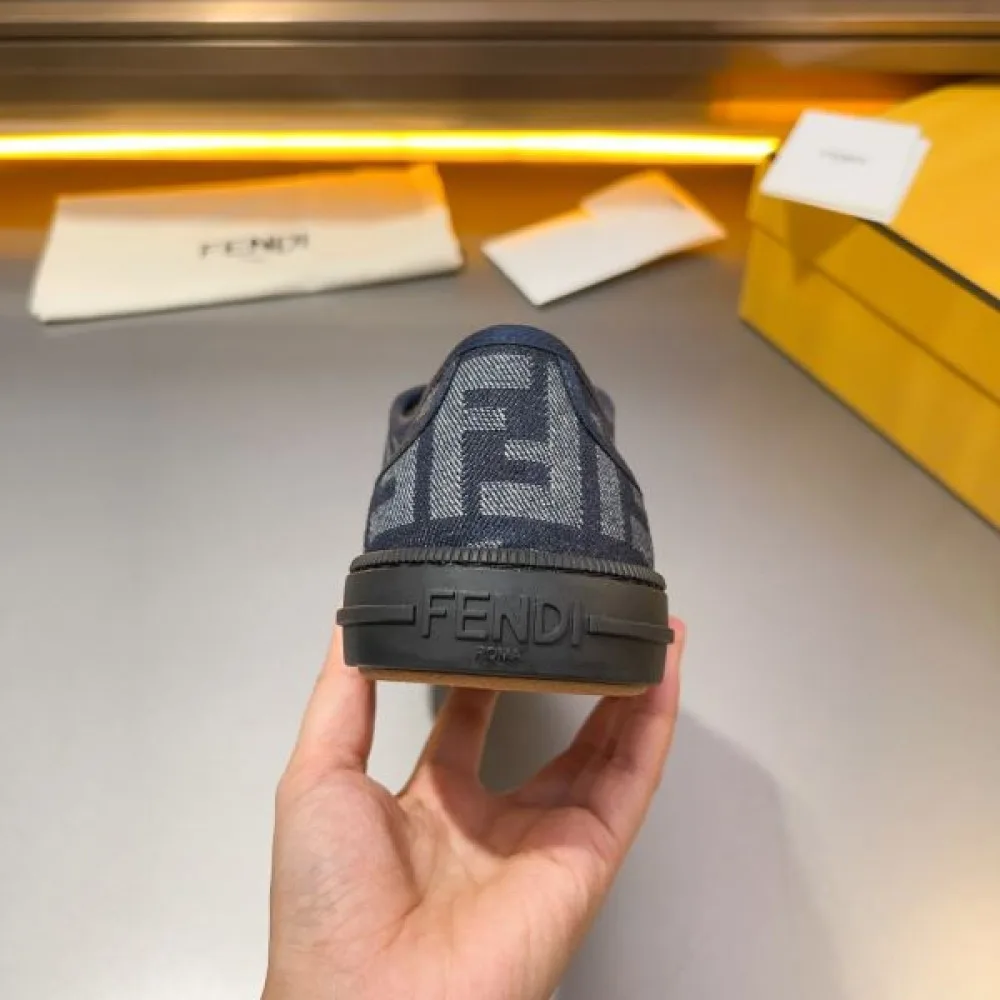 FENDI フェンデイ 人気セール100%新品 2026 メンズ用 カジュアルシューズ 商品画像 9