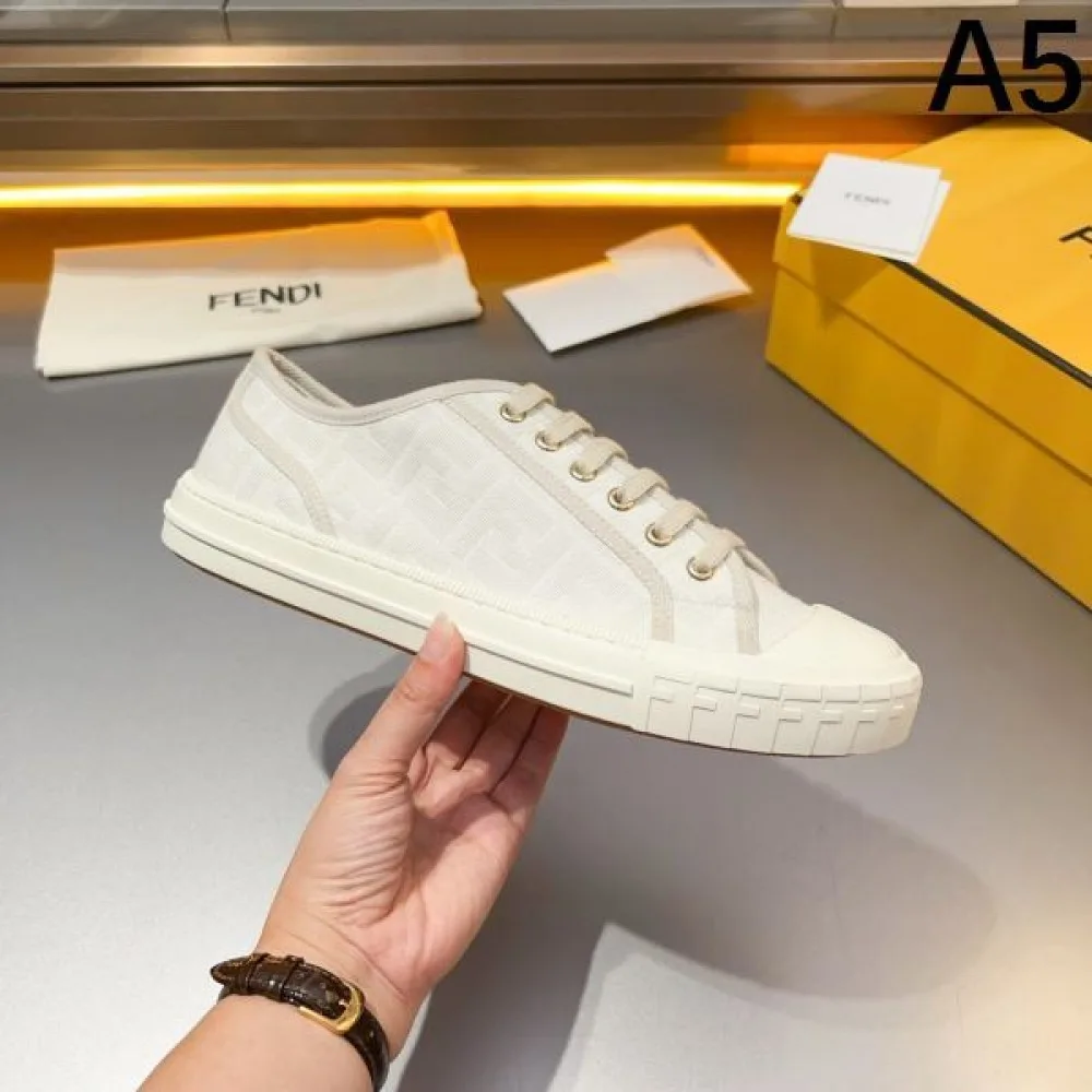 FENDI フェンデイ 海外大人気アイテム 2026 メンズ用 カジュアルシューズ 商品画像 5