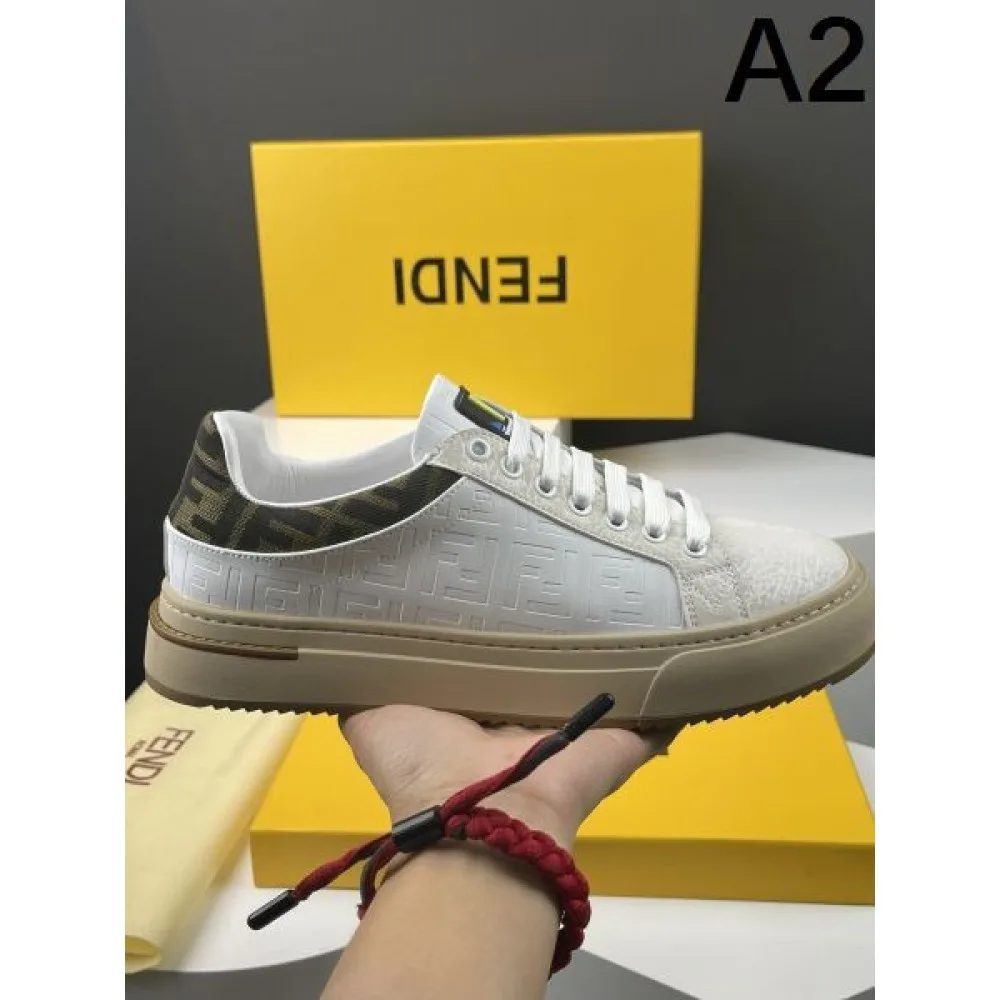 2024FW メンズ用 カジュアルシューズ FENDI フェンデイ レトロ感のあるデザイン 商品画像 2