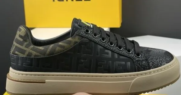 2024FW メンズ用 カジュアルシューズ FENDI フェンデイ レトロ感のあるデザイン 商品画像 11