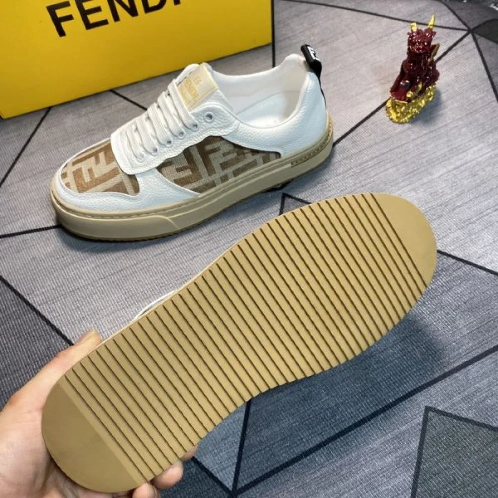 2024FW メンズ用 カジュアルシューズ FENDI フェンデイ 人気の高さがうかがえ 商品画像 9