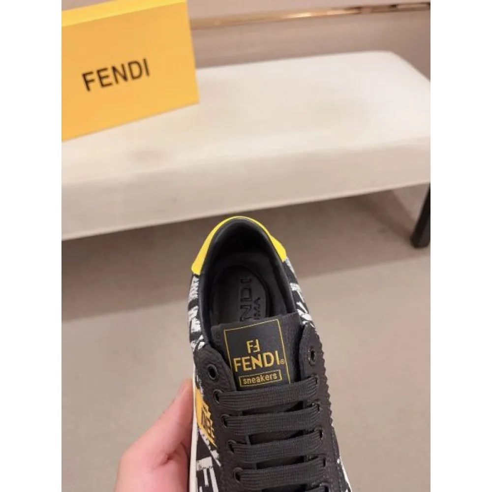 2024FW メンズ用 カジュアルシューズ FENDI フェンデイ 洗練された魅力が光る 商品画像 6